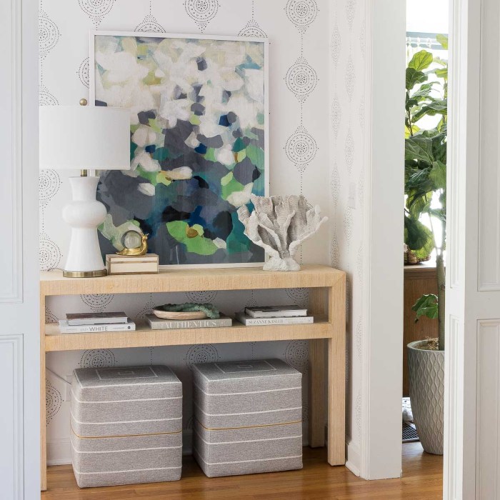 Decor ideas for console table